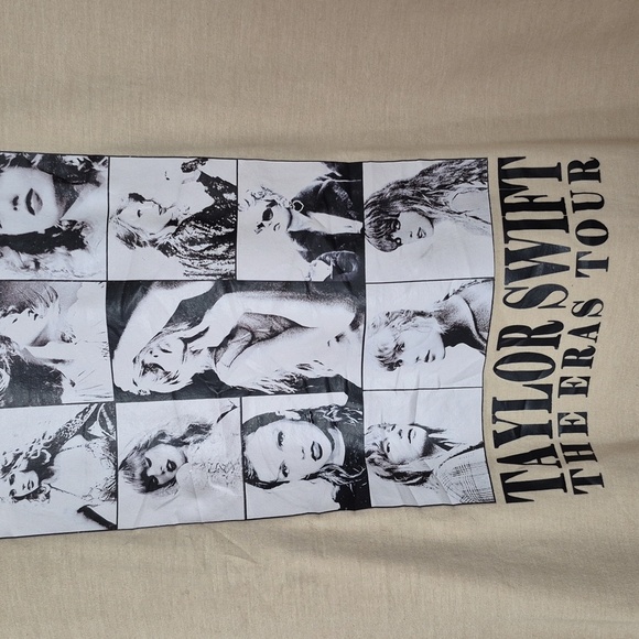 Taylor Swift Eras Tour 2023-2024 Beige Graphic Tee Size Medium - Picture 4 of 5